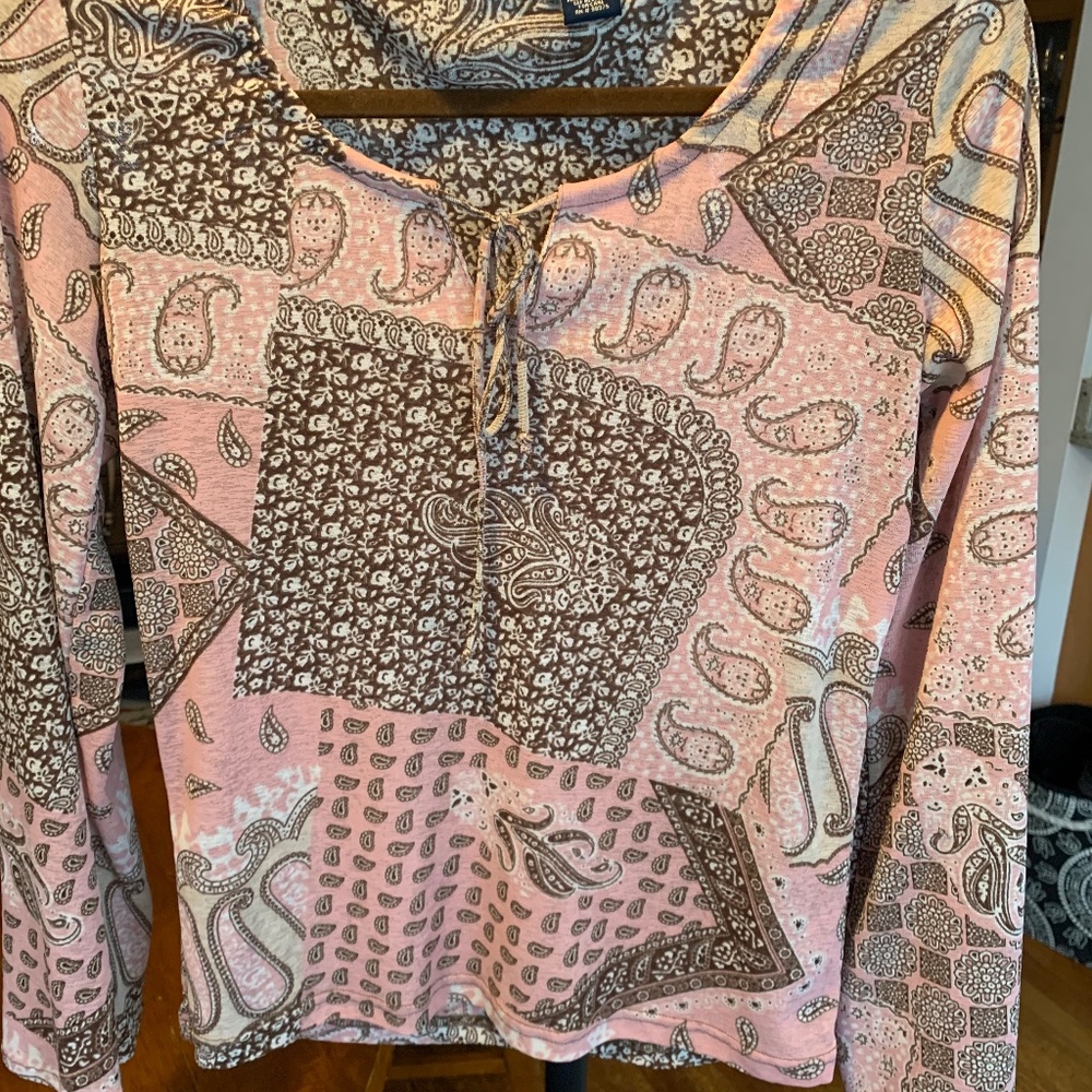 Queen Esther  XS Pink & Brown paisley pattern Long Sleeve Tunic Top